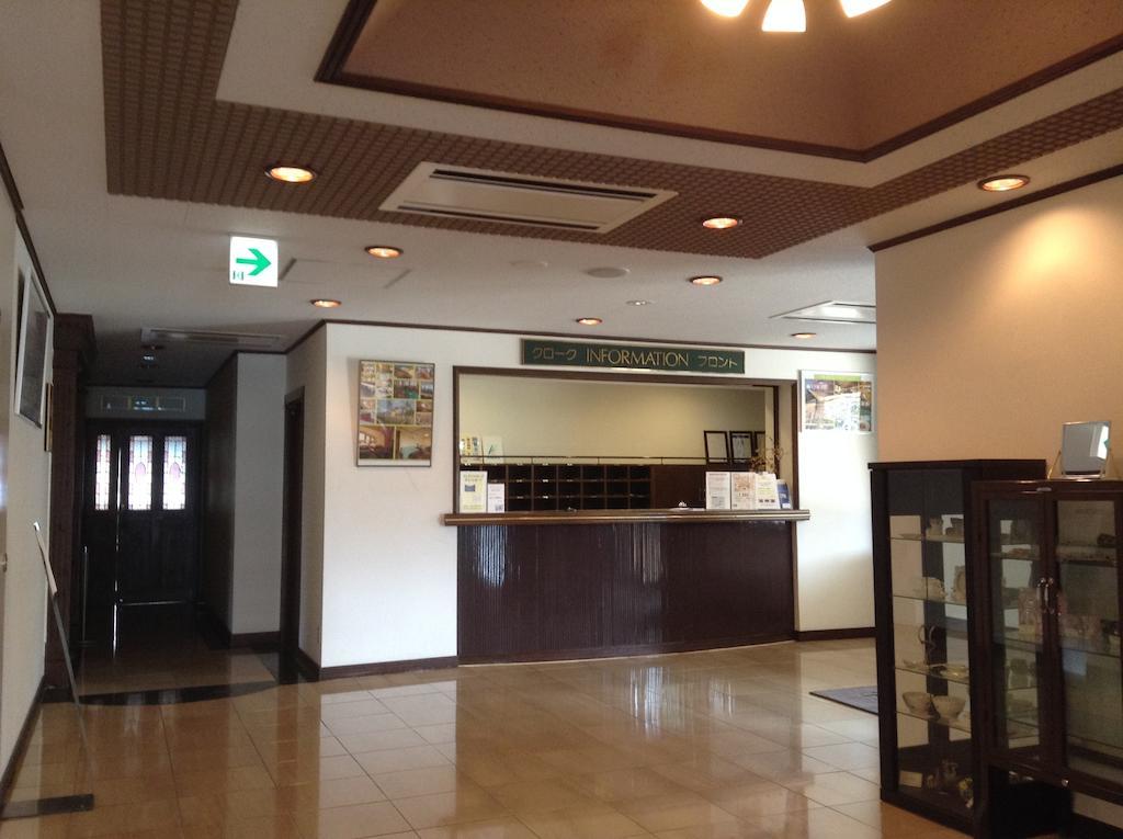 轻井泽町佩蒂特里弗酒店 外观 照片